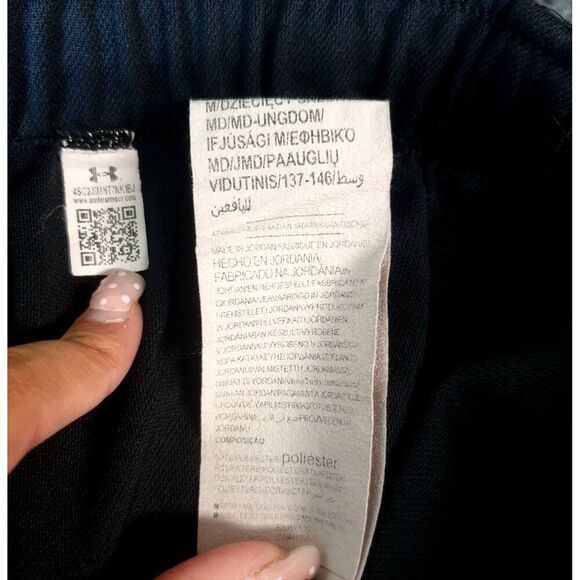 Under Armour Girls UA Tech Shorts M Black Athletic Play Up Logo Sporty Tie Waist - Picture 3 of 4